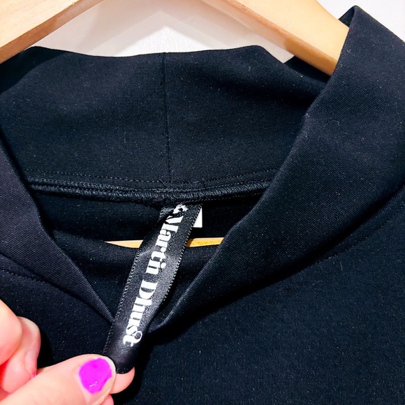 MARTIN DHUST | Black mini dress with frill | Sleek evening style | Medium * - Picture 8 of 9